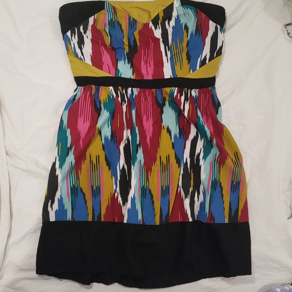 Strapless dress